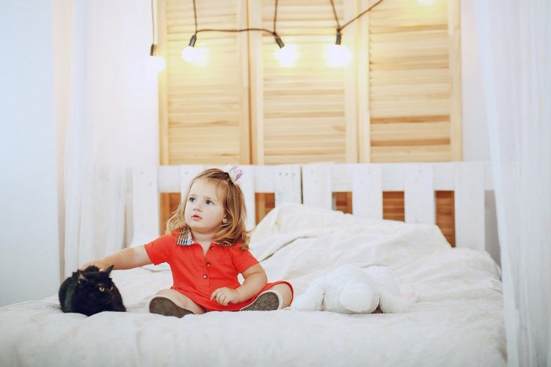 Minimalismul in camera copilului – mai putine lucruri, mai multa fericire pentru copii